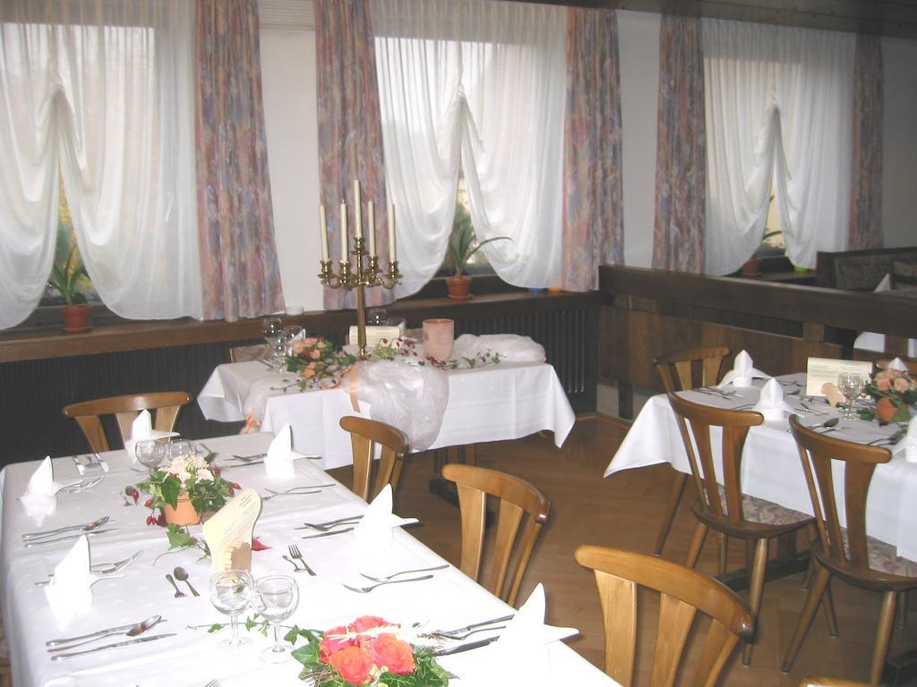 Gasthof Zum Lamm Gomadingen Exteriör bild