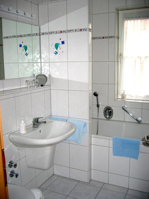 Gasthof Zum Lamm Gomadingen Rum bild